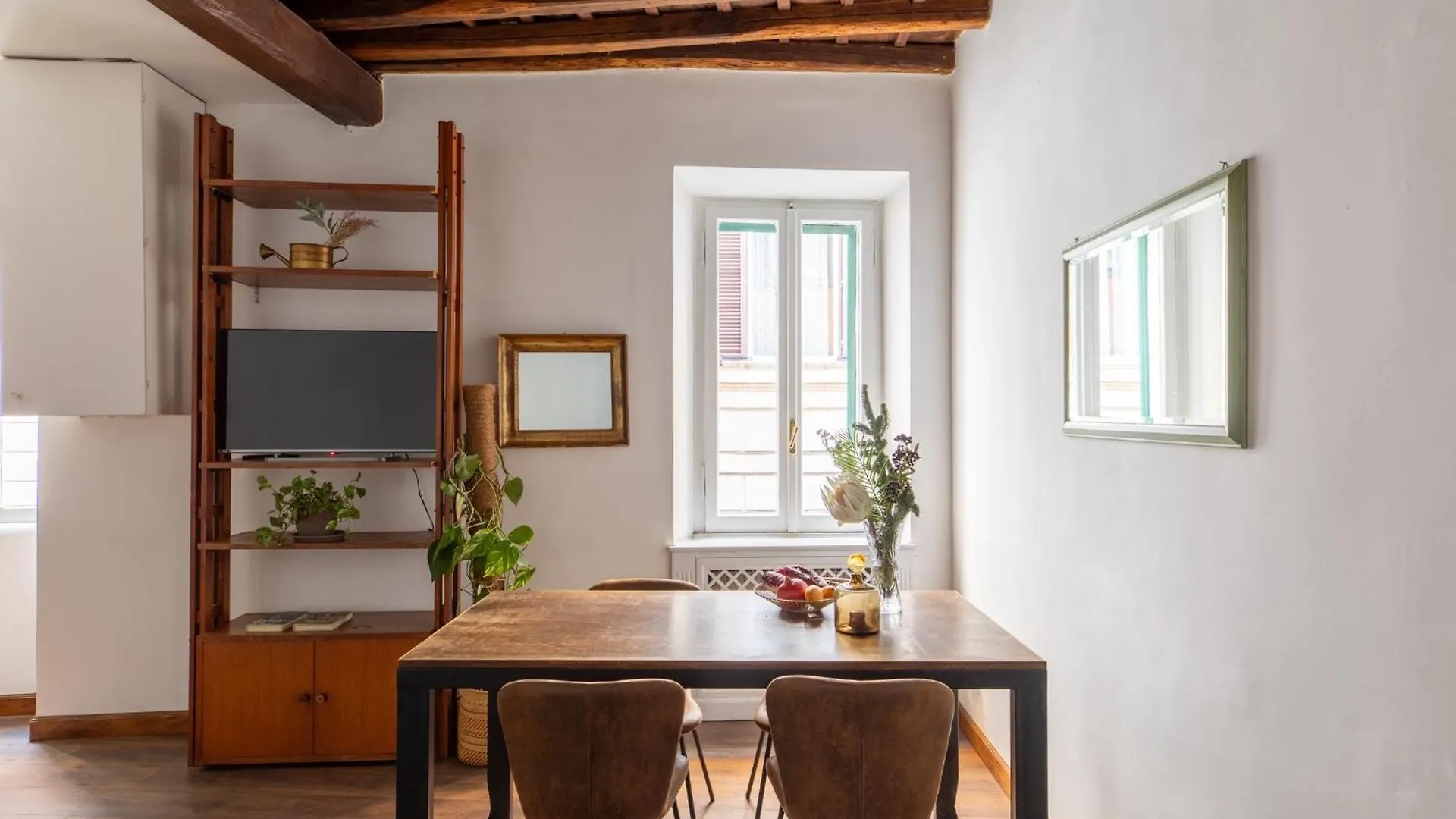 アパート Iflat Classic And Contemporary Home ローマ