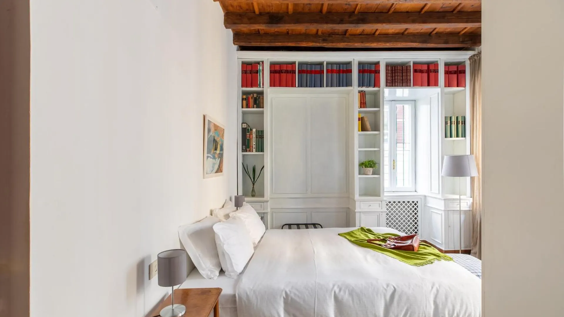 Iflat Classic And Contemporary Home Rome Apartment