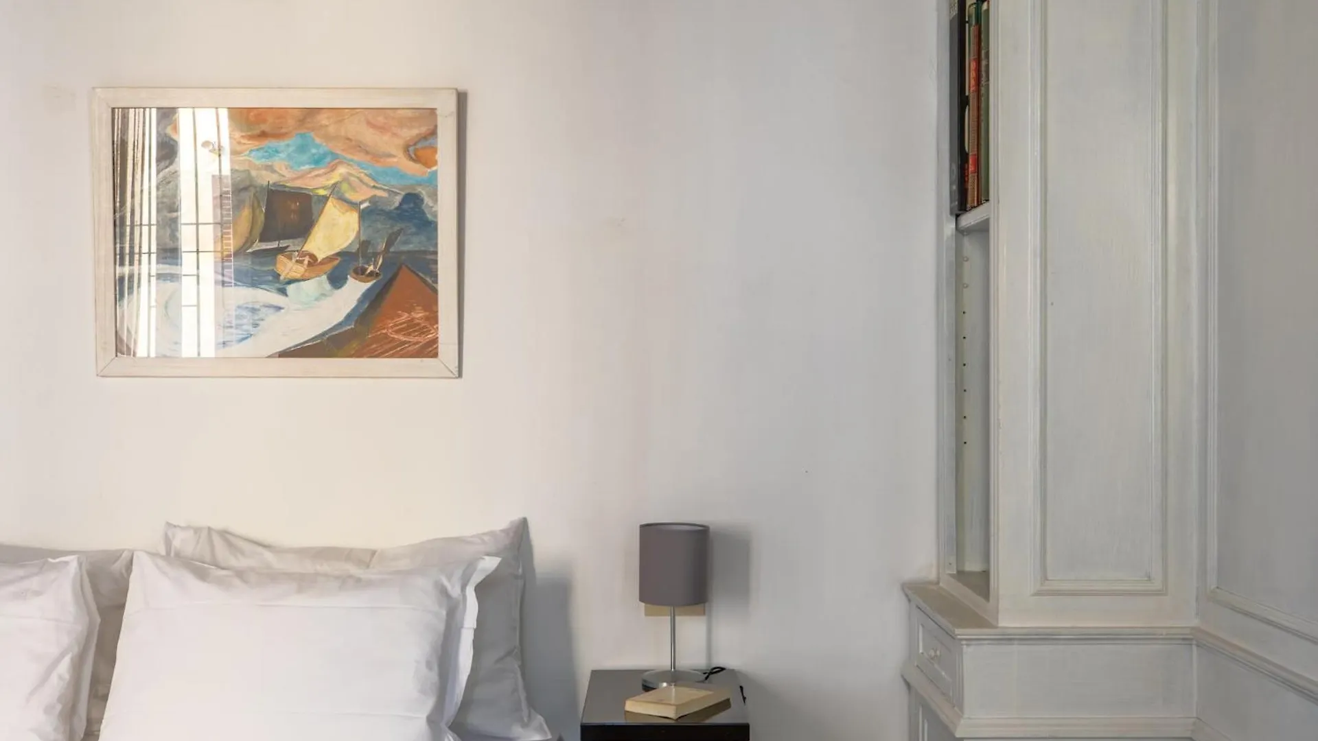Iflat Classic And Contemporary Home Rom 0*,  Italien
